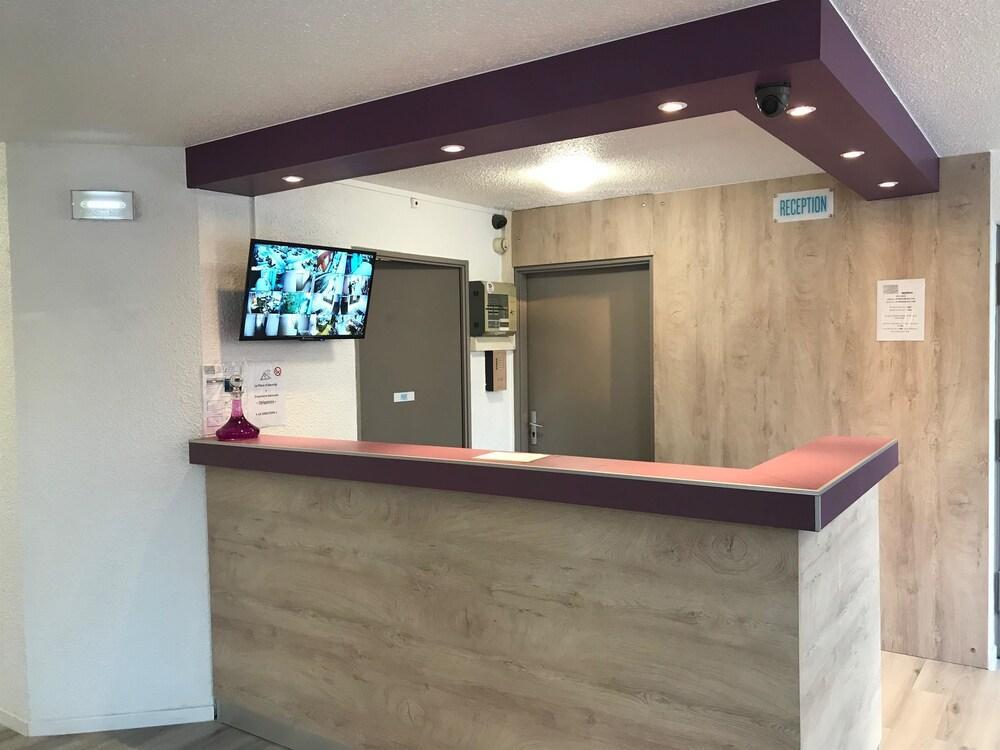 Hotel Du Stade Ex Kyriad Direct Lille Est Stade Pierre Mauroy Villeneuve-d'Ascq Exteriér fotografie