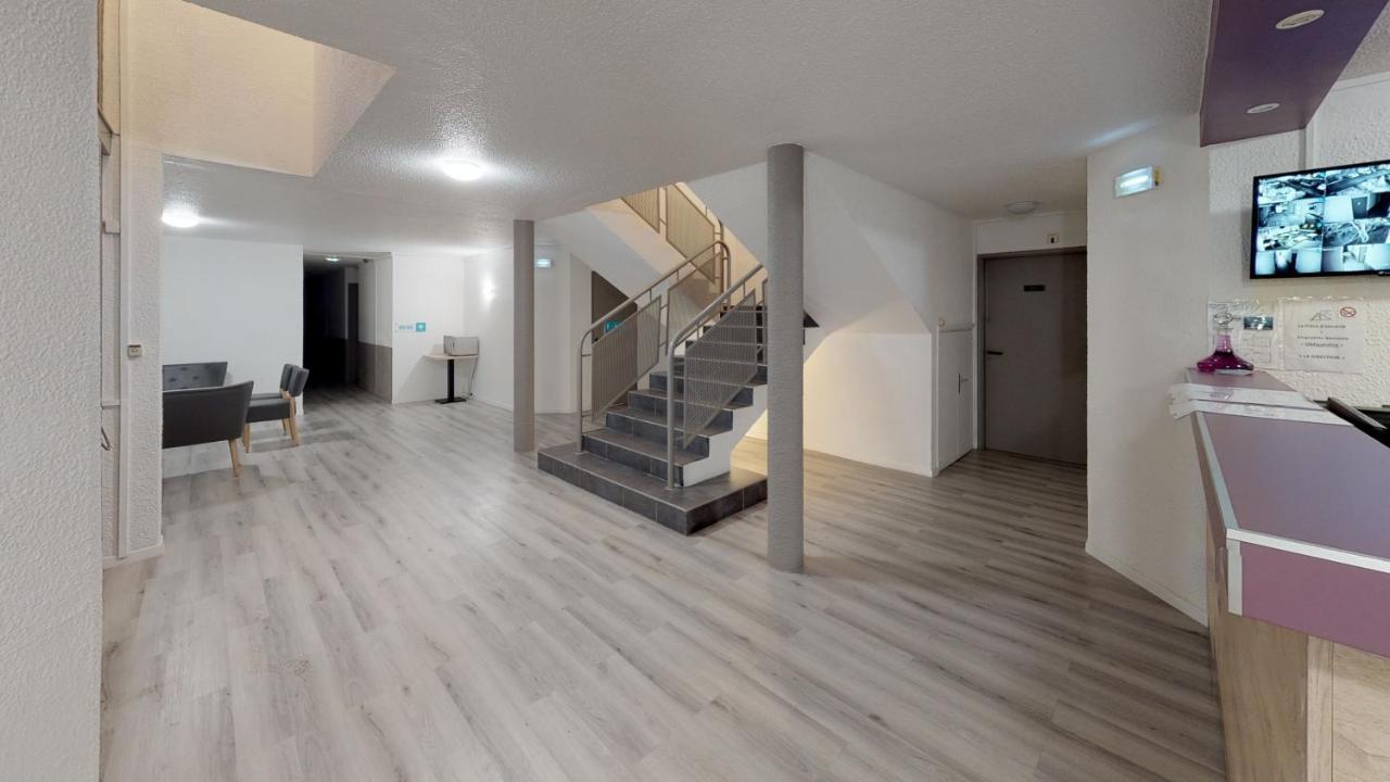 Hotel Du Stade Ex Kyriad Direct Lille Est Stade Pierre Mauroy Villeneuve-d'Ascq Exteriér fotografie