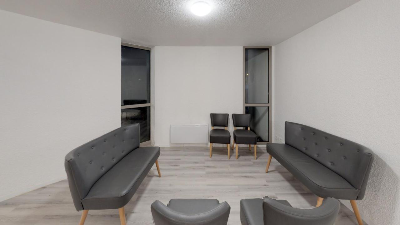Hotel Du Stade Ex Kyriad Direct Lille Est Stade Pierre Mauroy Villeneuve-d'Ascq Exteriér fotografie